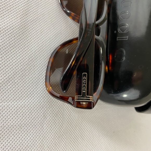 Gucci aviator sunglasses - Picture 5 of 5
